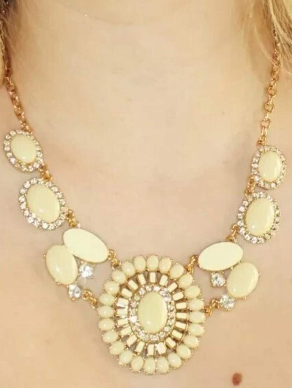 KATE SPADE CAPRI GARDEN STATEMENT NECKLACE - Picture 12 of 12